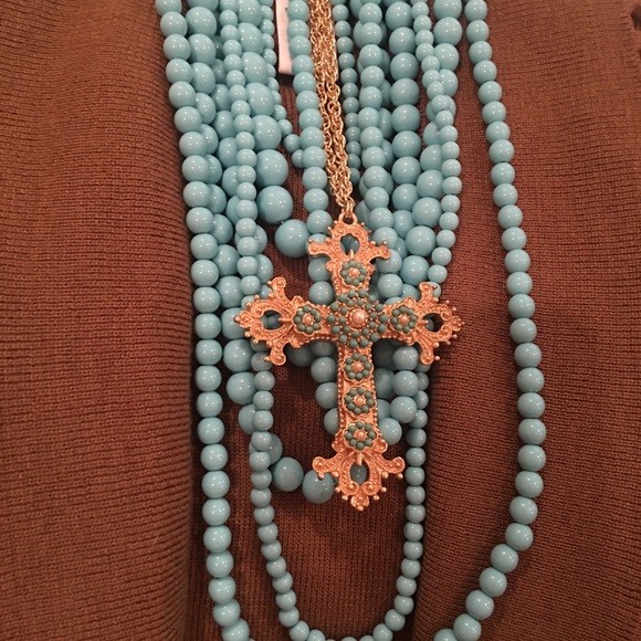 🦋 Cross with turquoise and pearl beads & Chain - Picture 2 of 3